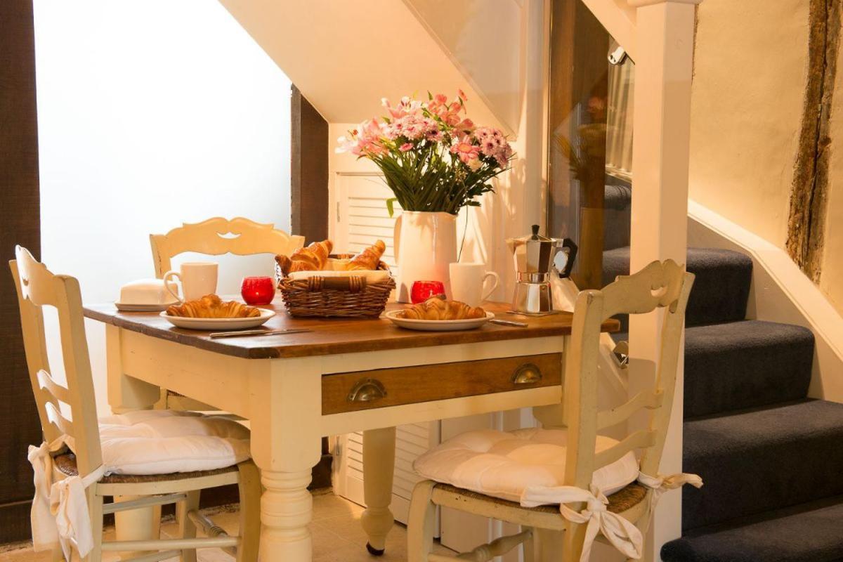 Meddlars A Historic Cottage On The Countryside Edge Of A Vibrant Market Town Hadleigh  Eksteriør bilde