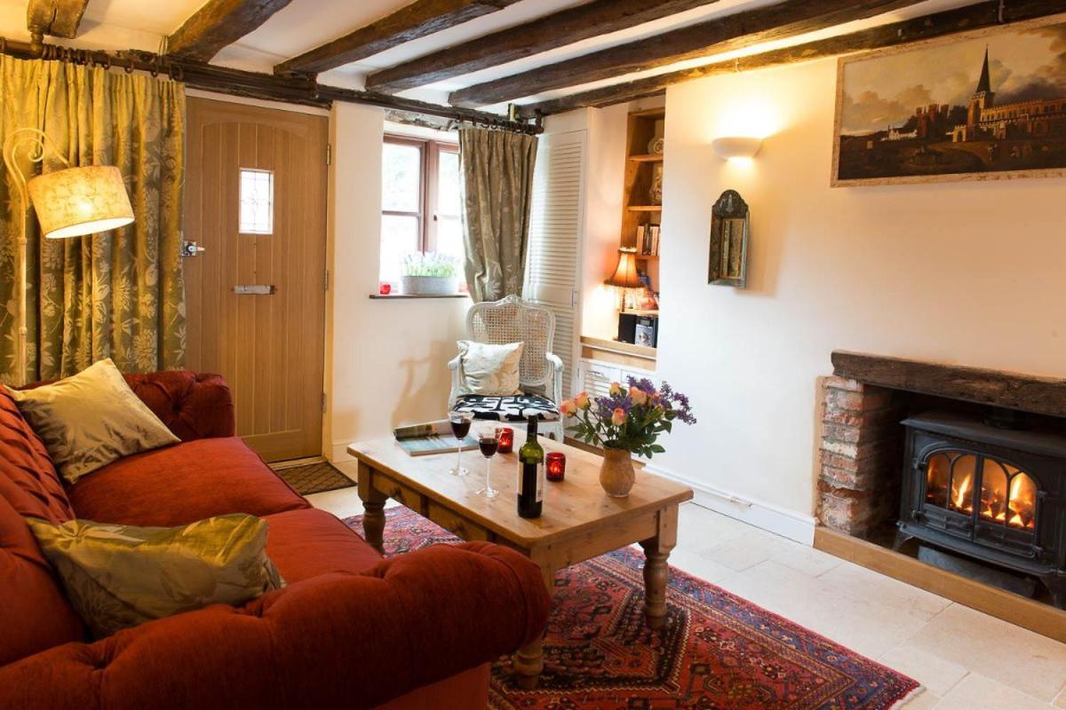 Meddlars A Historic Cottage On The Countryside Edge Of A Vibrant Market Town Hadleigh  Eksteriør bilde