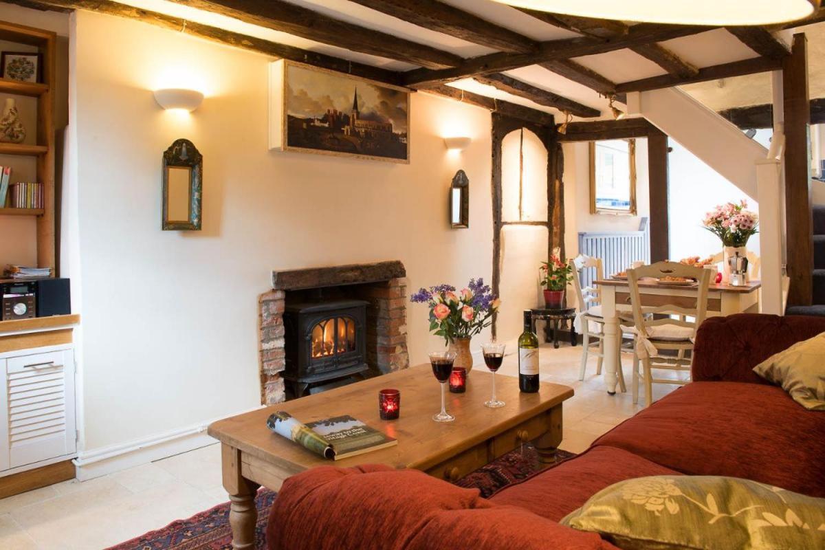 Meddlars A Historic Cottage On The Countryside Edge Of A Vibrant Market Town Hadleigh  Eksteriør bilde