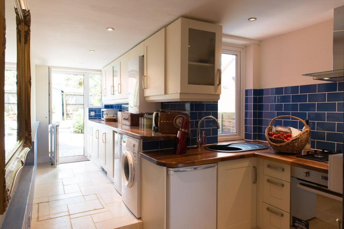 Meddlars A Historic Cottage On The Countryside Edge Of A Vibrant Market Town Hadleigh  Eksteriør bilde