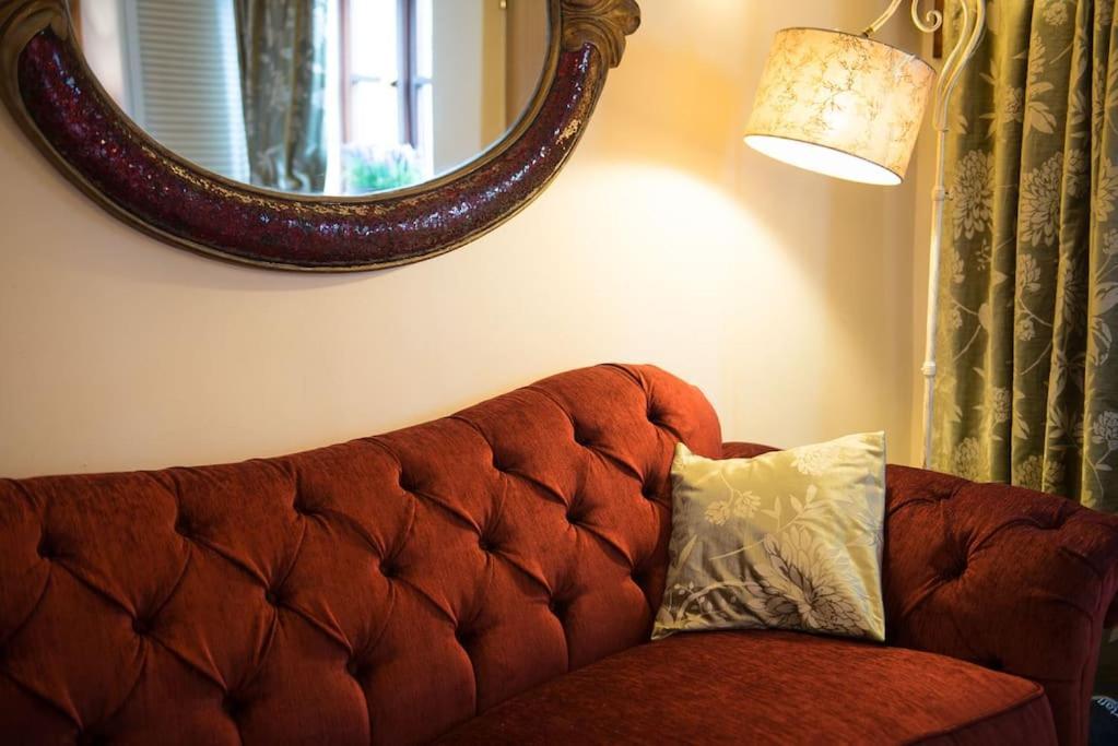 Meddlars A Historic Cottage On The Countryside Edge Of A Vibrant Market Town Hadleigh  Eksteriør bilde