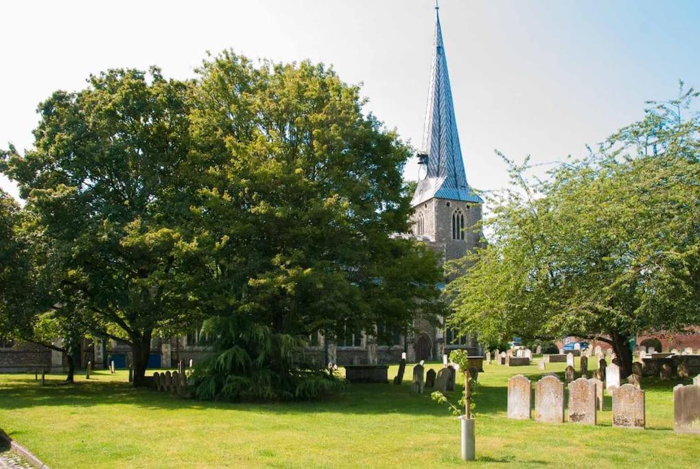 Meddlars A Historic Cottage On The Countryside Edge Of A Vibrant Market Town Hadleigh  Eksteriør bilde