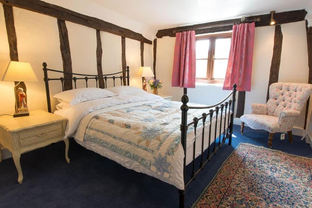 Meddlars A Historic Cottage On The Countryside Edge Of A Vibrant Market Town Hadleigh  Eksteriør bilde
